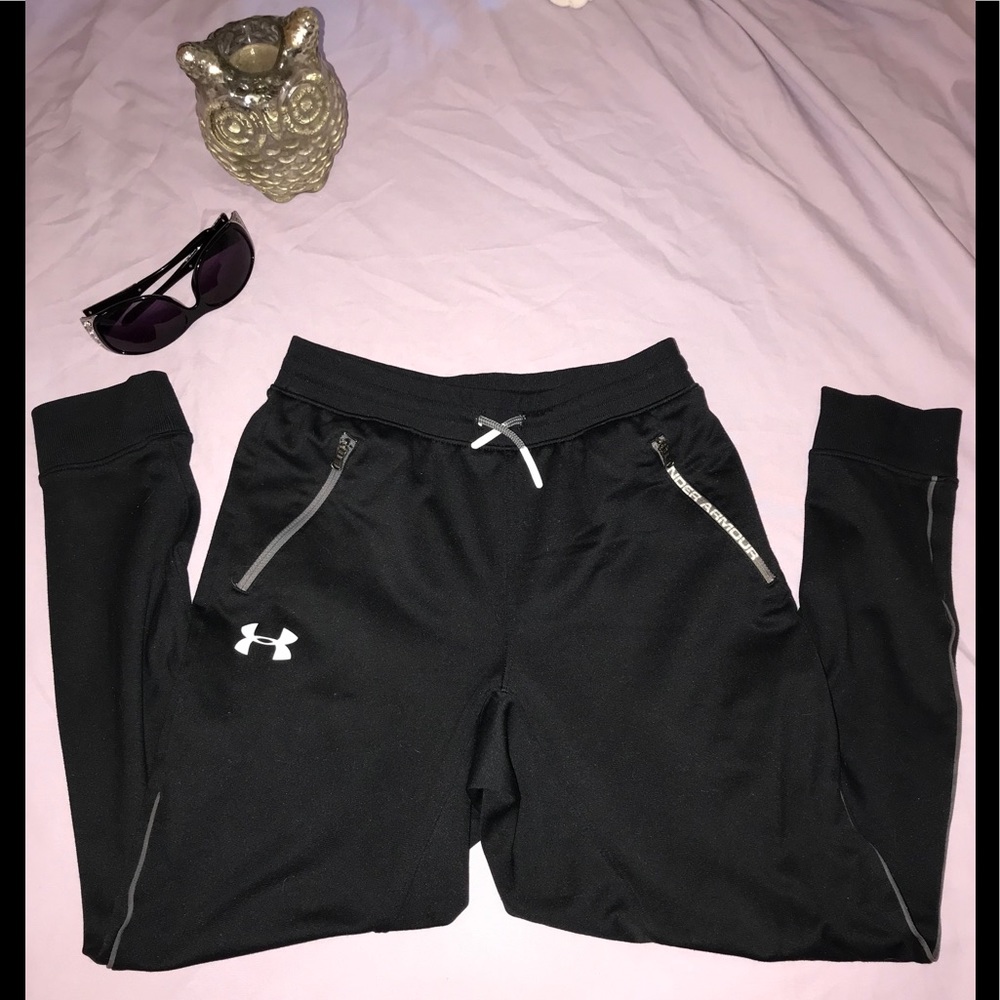 Youth Under Amour pants unisex size med